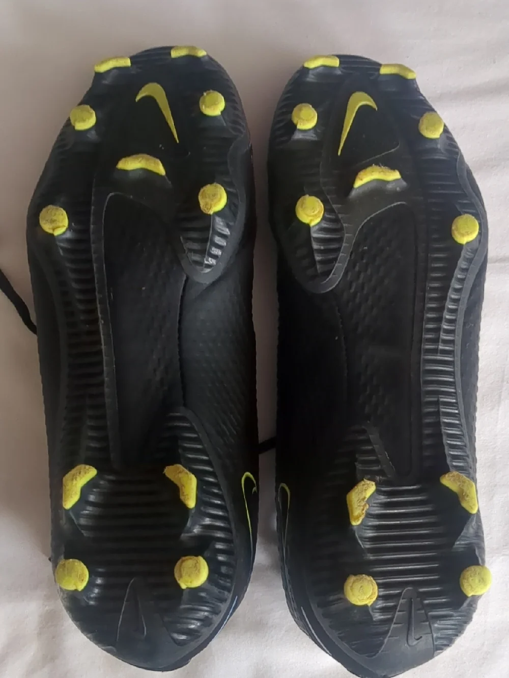 Nike Phantom Soccer Cleats - Black with Neon Yellow & Blue Mens 9.5